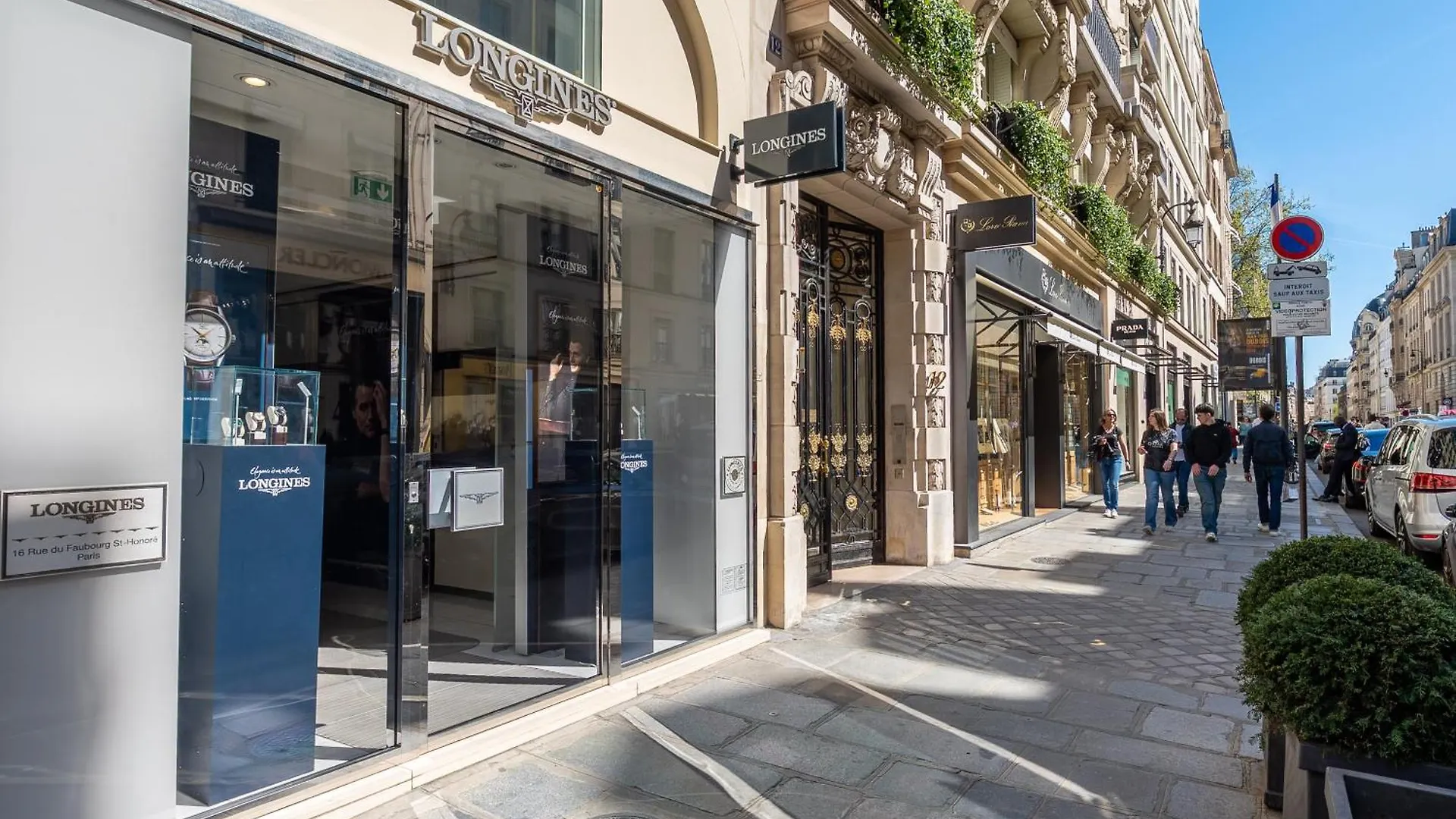 Apartament Lease Mobility L Champs-Elysee & Eiffel View L Triplex 2Br & Rooftop Paryż Francja